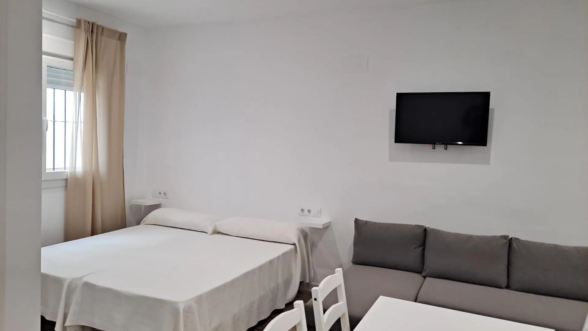 Apartamentos Caballo Rojo Conil De La Frontera