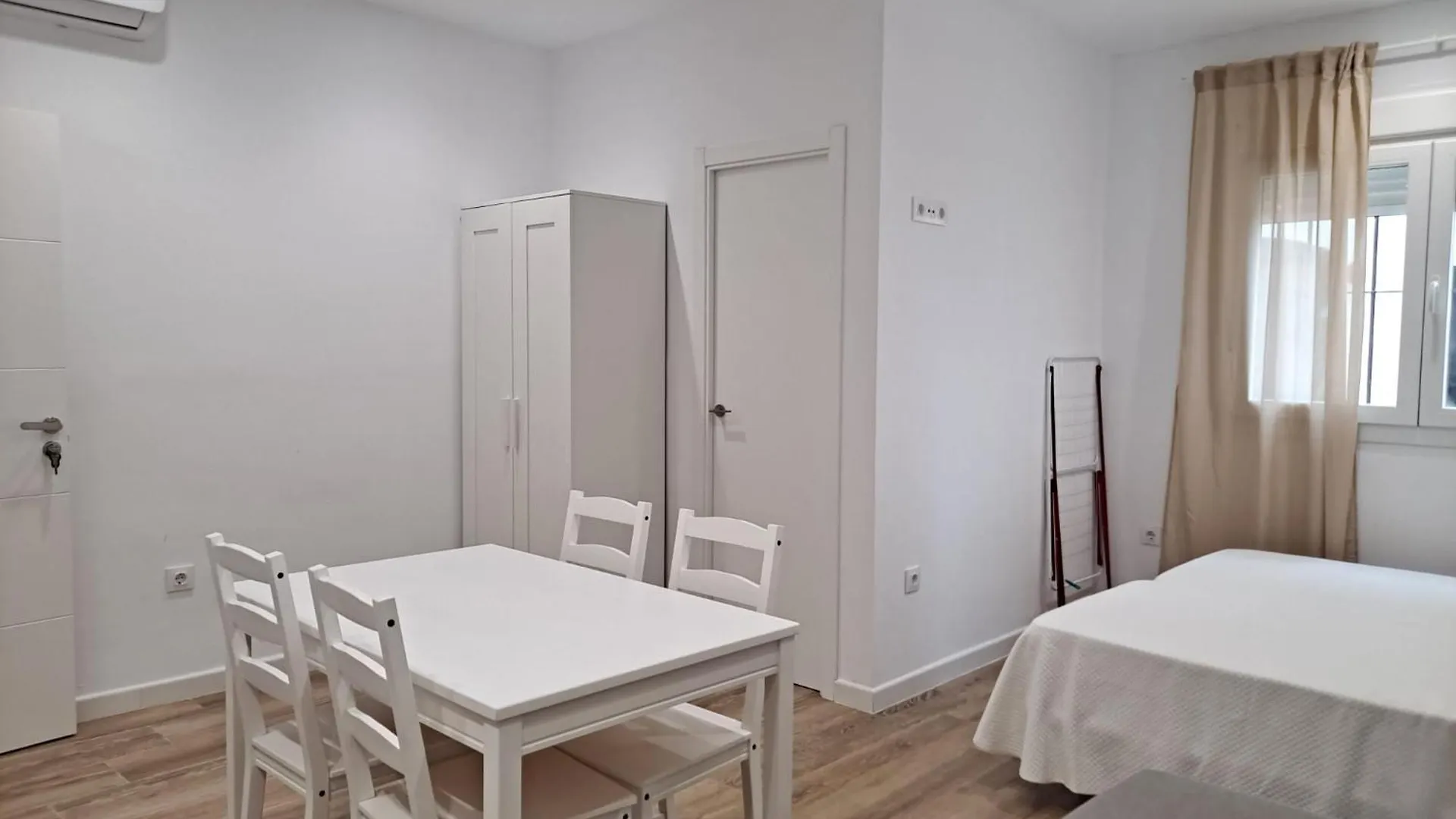 Apartamentos Caballo Rojo Conil De La Frontera