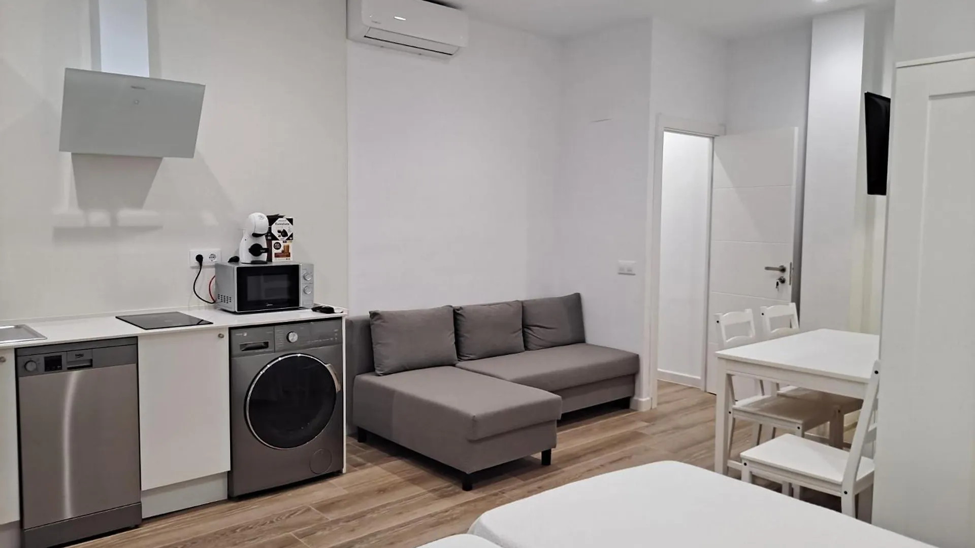 Apartamentos Caballo Rojo Conil De La Frontera España